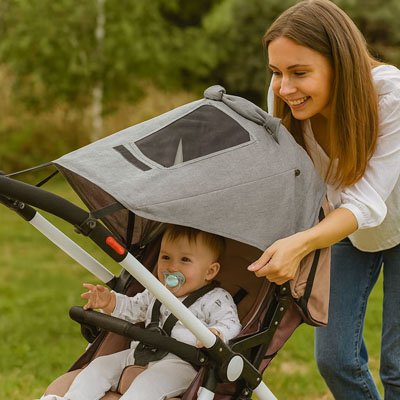 bébé sous Par soleil pour poussette​ 