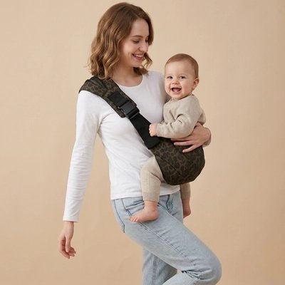Porte bebe en bandoulière